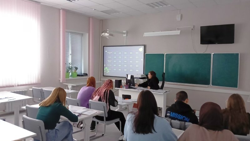 ИНТЕЛЛЕКТУАЛЬНАЯ ИГРА "ДВИГАЙ"