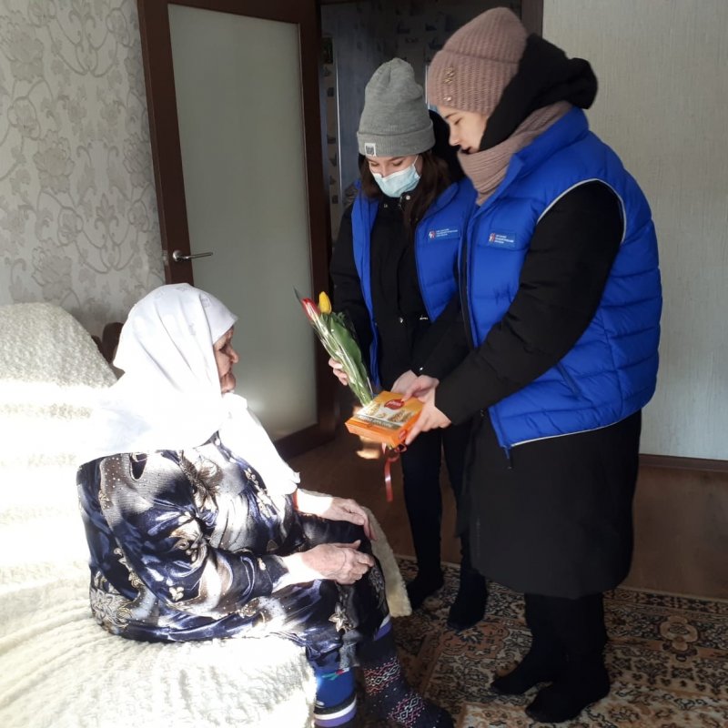 Похдравление женщин ветеранов Великой Отечественной войны с 8 марта