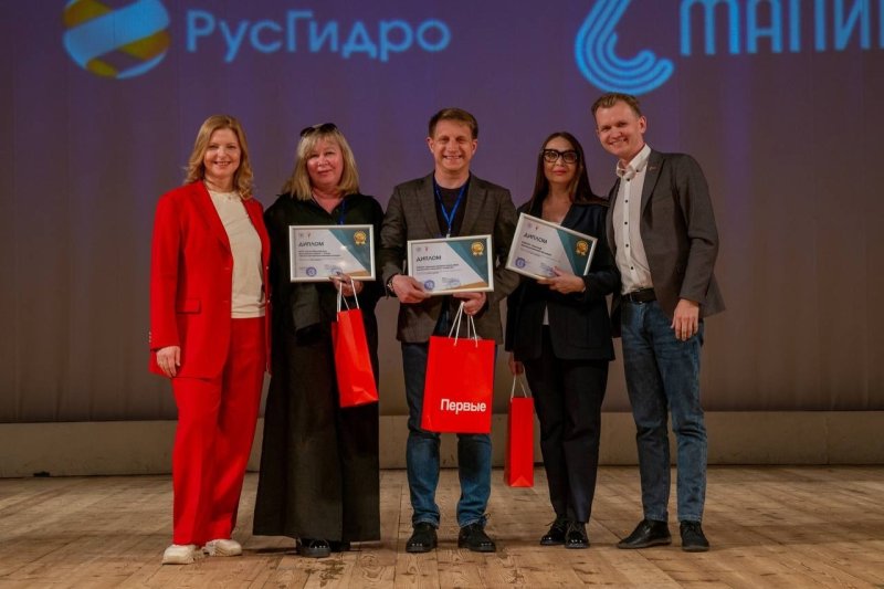 ОБЩЕСТВЕННО-ПРОФЕССИОНАЛЬНАЯ ПРЕМИЯ "ЛИДЕР СПО - 2023"