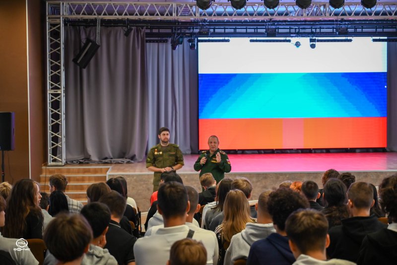 Урок мужества в Няганском технологическом колледже